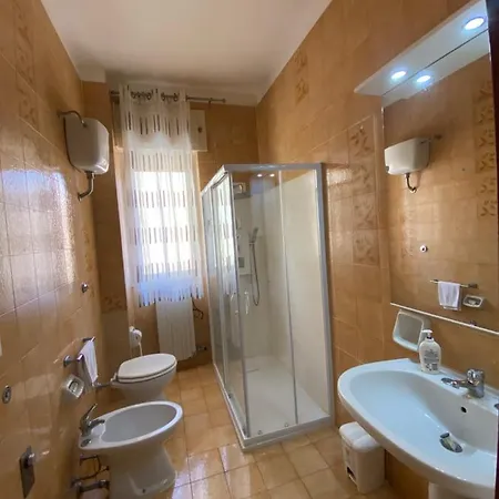 Residenza Savonarola Галлиполи